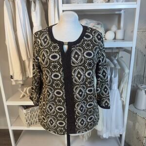 Alfred Dunner Women's Size M Black and White Geometric Print Blouse #3260